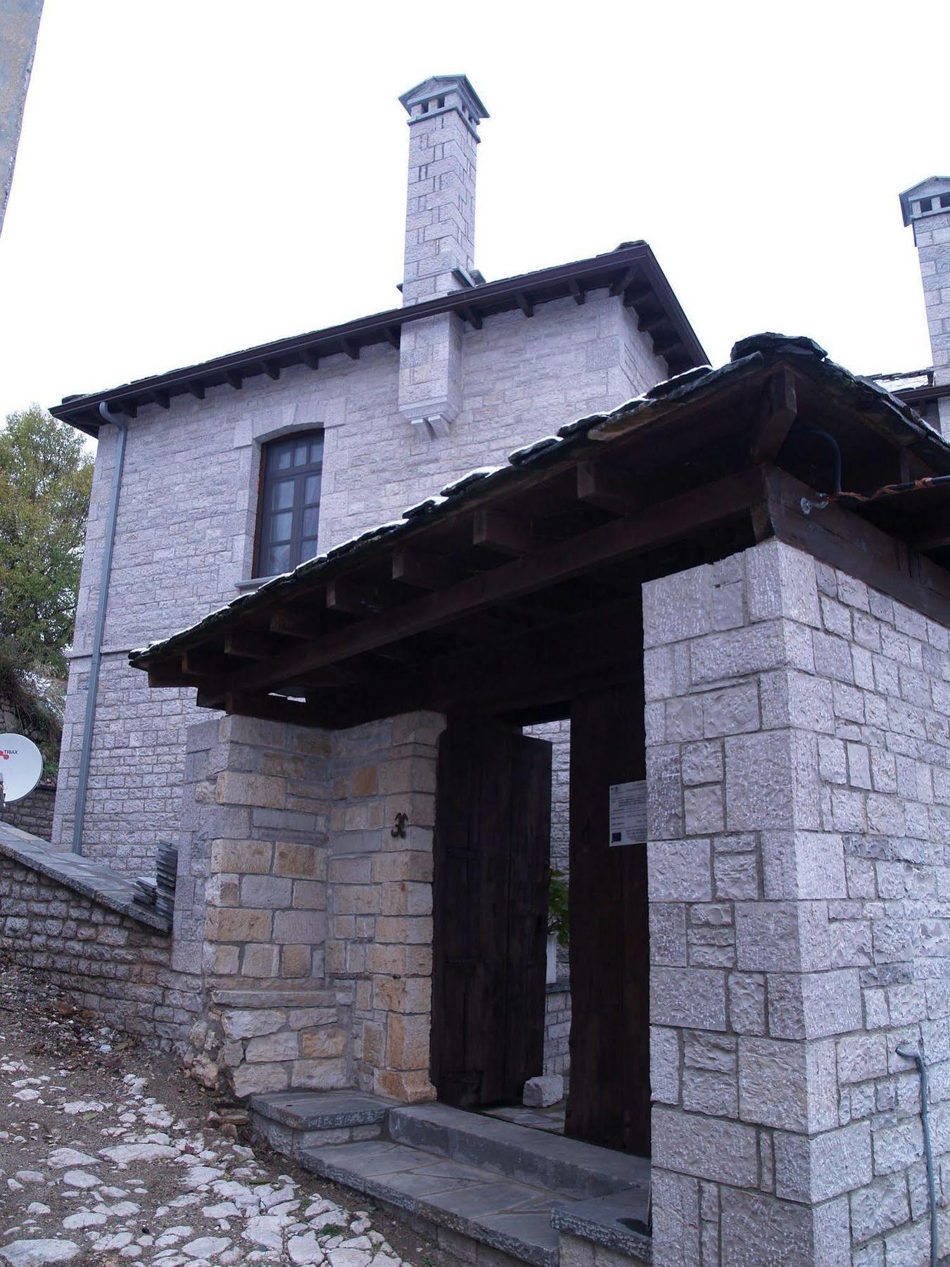 Arxontiko Krana Asprangeloi Exterior foto